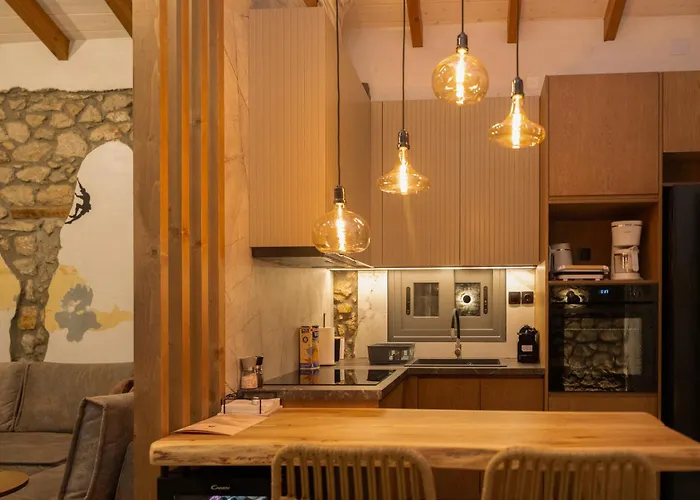 Appartement Winehouse Mouzaki-ροδίτης