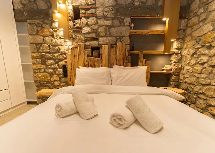 Winehouse Mouzaki-ροδίτης